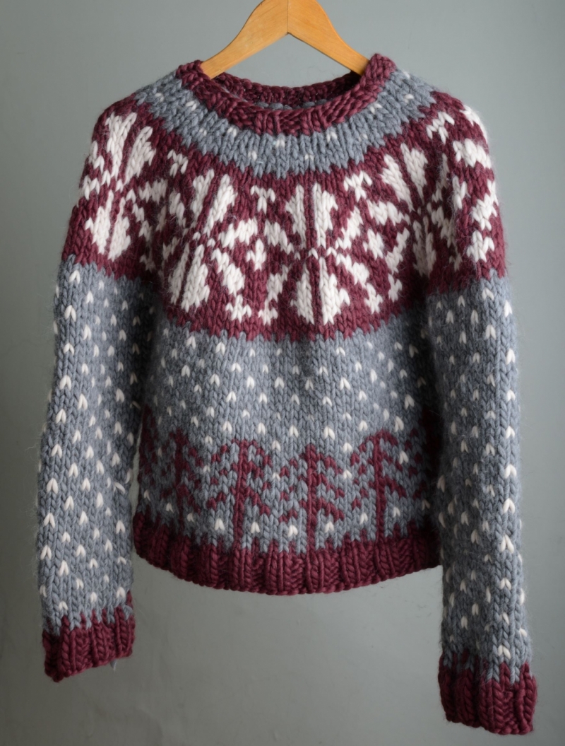 christmas_jumper_resized_this_one.jpg